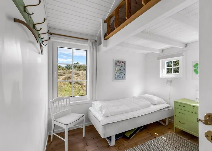 Neija - 800m From The Sea By Interhome